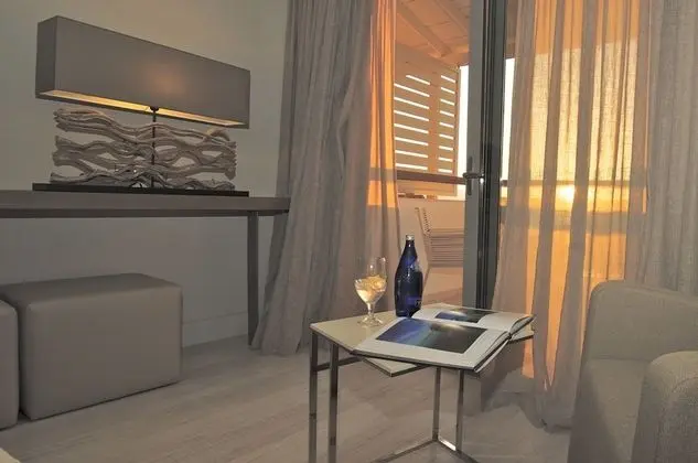 Deluxe Tek Büyük Yataklı Oda, Deniz Manzaralı