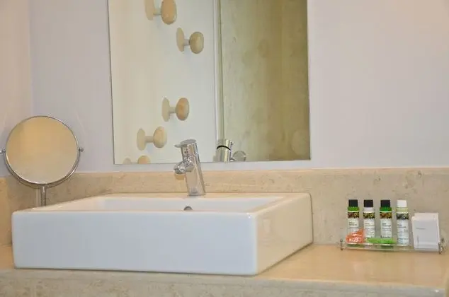 Deluxe Tek Büyük Yataklı Oda, Deniz Manzaralı
