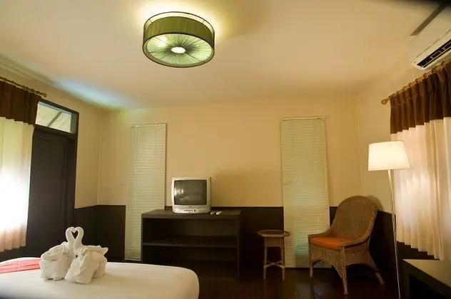 Cottage Double Bed