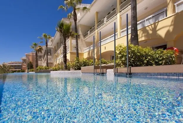 Superior Süit, Teras, Havuz Kenarı (Family Swim-Up)