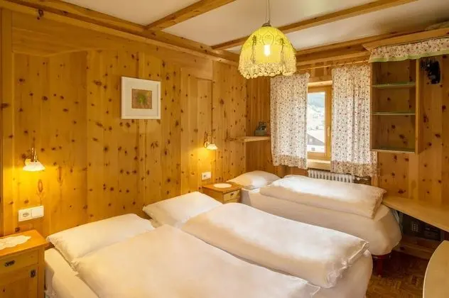 Üç Kişilik Oda, Balkon, Dağ Manzaralı