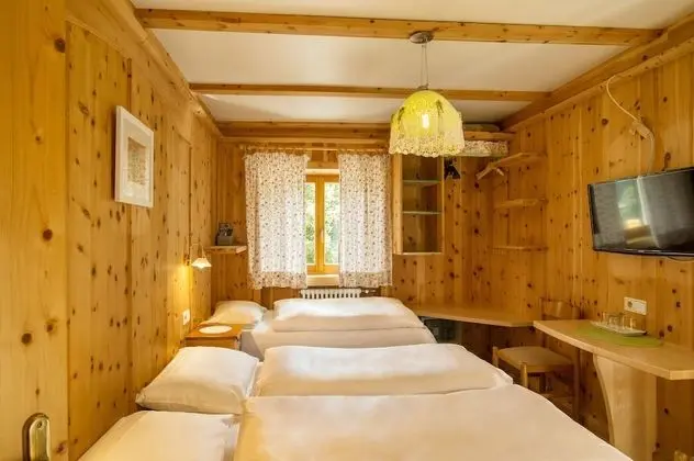 Üç Kişilik Oda, Balkon, Dağ Manzaralı