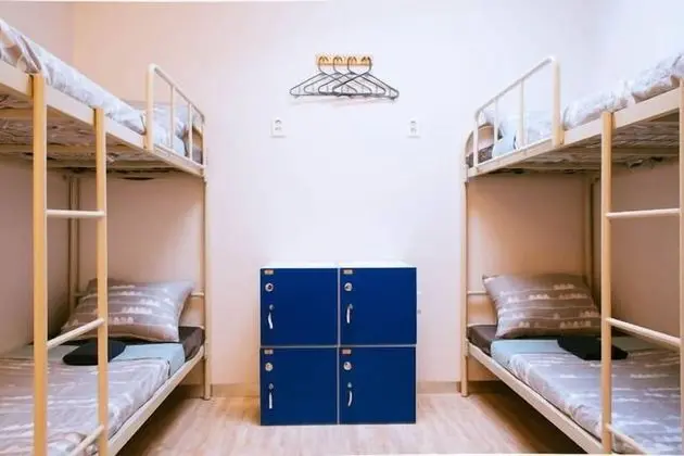 Economy Dört Kişilik Oda (4-Bed Ensuite)