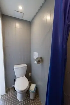 Economy Dört Kişilik Oda (4-Bed Ensuite)