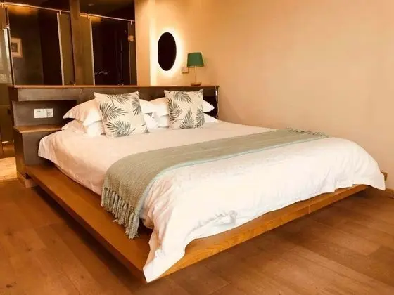 Design Tek Büyük Yataklı Oda, Göl Manzaralı