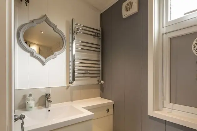Luxury Apart Daire, Özel Banyo, Bahçe Manzaralı