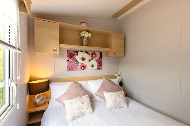 Family Karavan, Özel Banyo, Bahçe Manzaralı (Luxury Static Caravan)