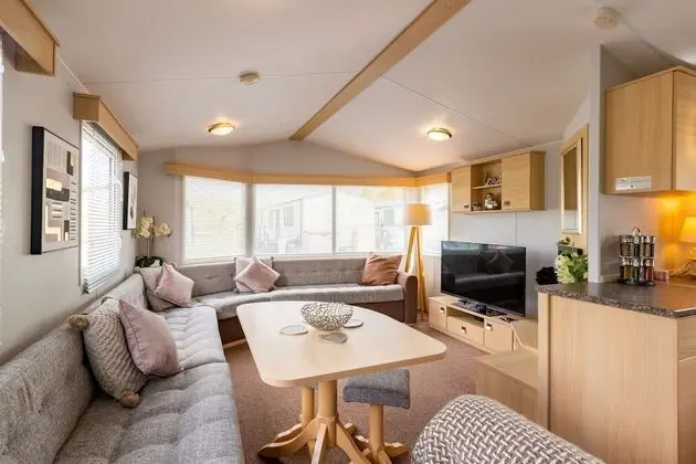Family Karavan, Özel Banyo, Bahçe Manzaralı (Luxury Static Caravan)