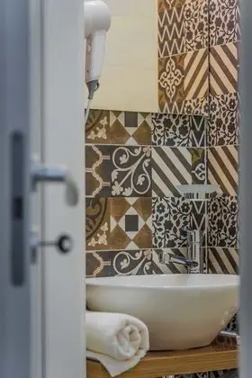 Standard Tek Büyük Yataklı Oda