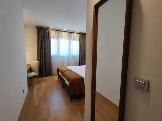 Standard Tek Büyük Yataklı Oda