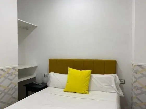 Tek Büyük Yataklı Oda