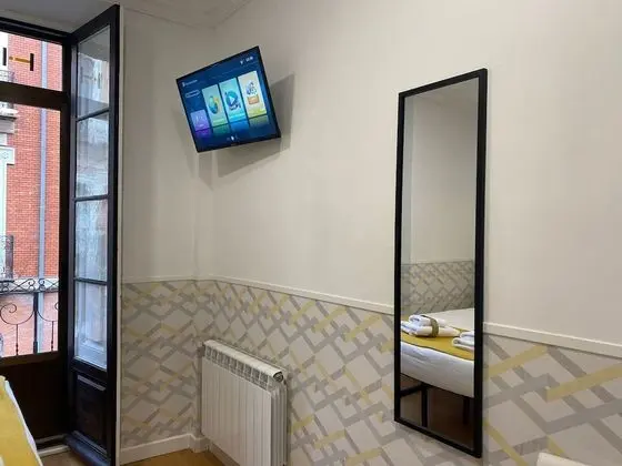 Tek Büyük Yataklı Oda