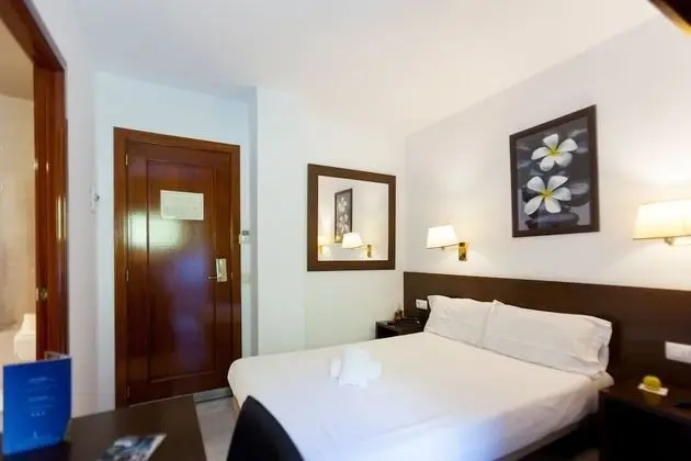 Basic Üç Kişilik Oda (Loft)
