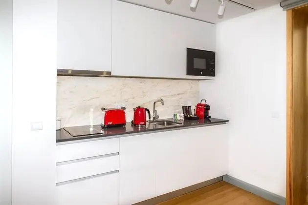 Apart Daire, 1 Yatak Odası, Teras, Zemin Kat (Garden Whispers – R/C)