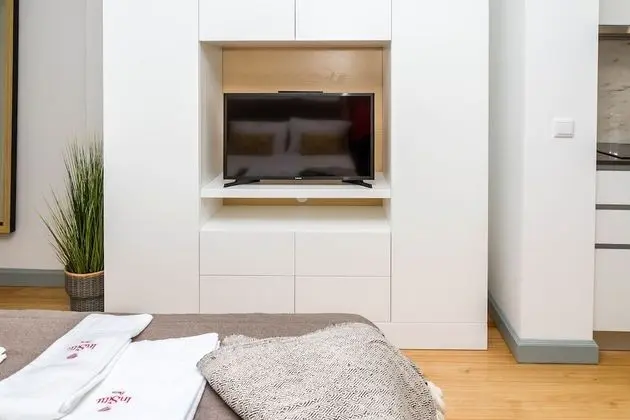 Apart Daire, 1 Yatak Odası, Teras, Zemin Kat (Garden Whispers – R/C)