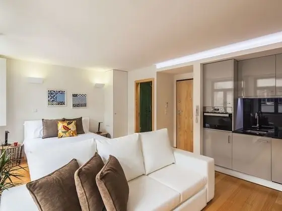 Stüdyo (InSitu Trindade - Bright 1F)