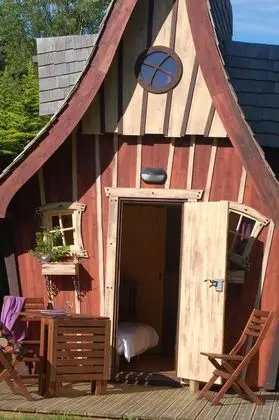 Kulübe (Fairy & Elf)