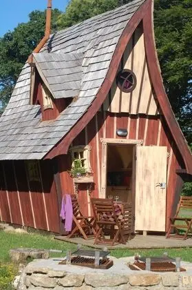 Kulübe (Fairy & Elf)