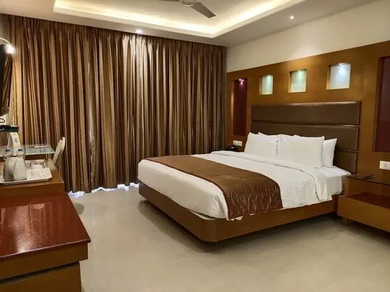 Pavilion Room
