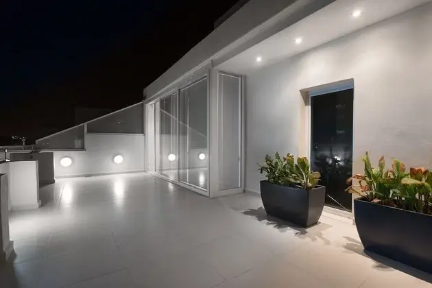 Deluxe Çatı Katı Süiti (Penthouse), 2 Yatak Odası, Teras (Red Apple)