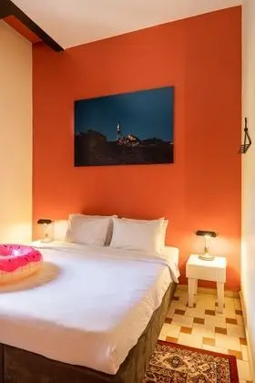 Design Tek Büyük Yataklı Oda, Balkon