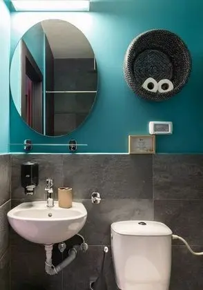 Design Tek Büyük Yataklı Oda, Balkon