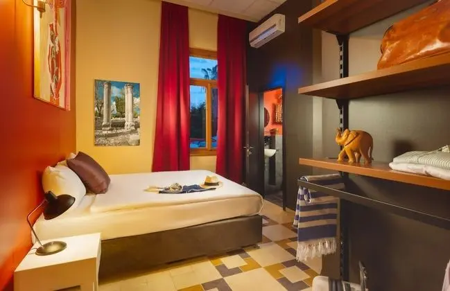 Design Tek Büyük Yataklı Oda, Şehir Manzaralı