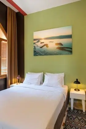 Design Üç Kişilik Oda, Şehir Manzaralı