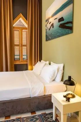 Design Üç Kişilik Oda, Şehir Manzaralı