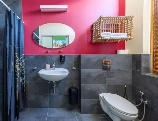 Design Üç Kişilik Oda, Şehir Manzaralı