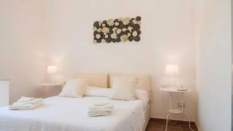 Deluxe Tek Büyük Yataklı Oda, Bahçeli