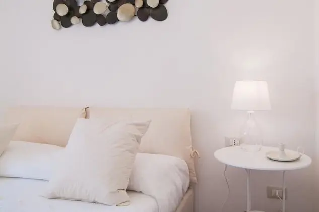 Deluxe Tek Büyük Yataklı Oda, Bahçeli