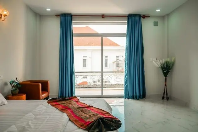 Deluxe Tek Büyük Yataklı Oda