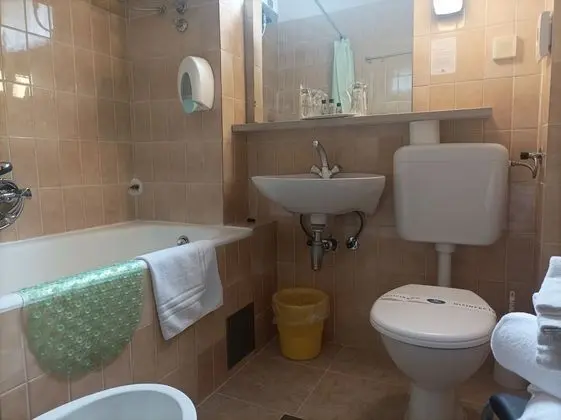 Dört Kişilik Oda, 2 Yatak Odası