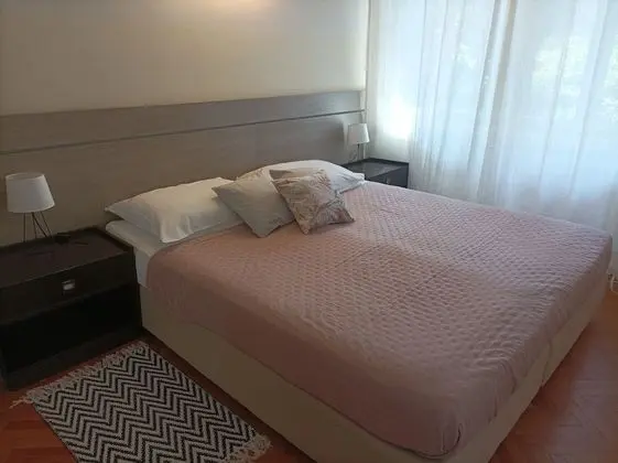 Tek Büyük veya İki Ayrı Yataklı Oda