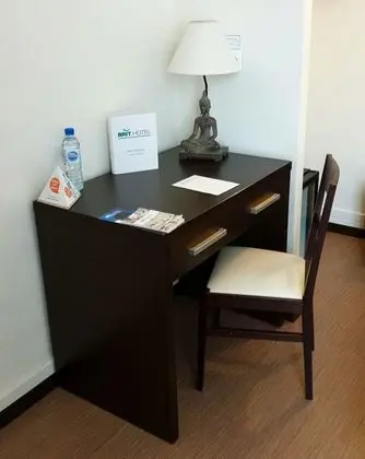 Comfort Tek Büyük Yataklı Oda, Bahçe Manzaralı