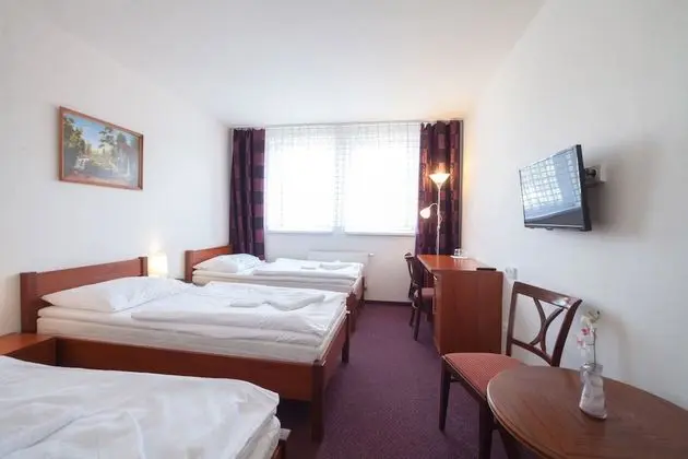 Standard Üç Kişilik Oda