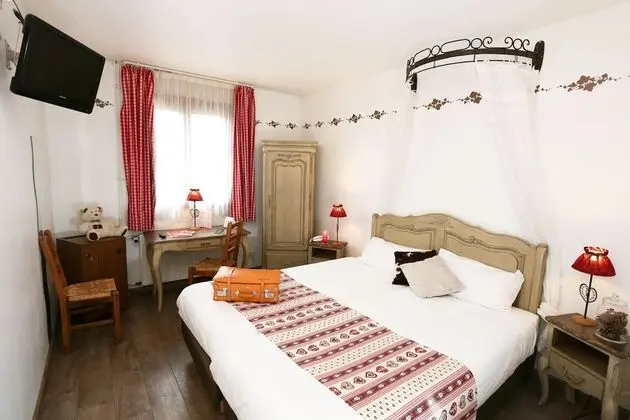 Comfort Tek Büyük Yataklı Oda