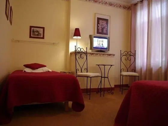 Family Üç Kişilik Oda