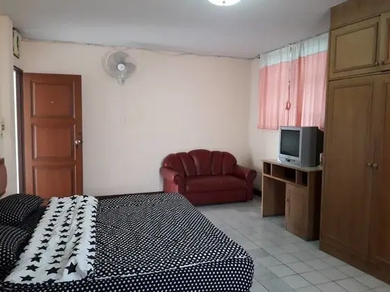 Standard Fan Room
