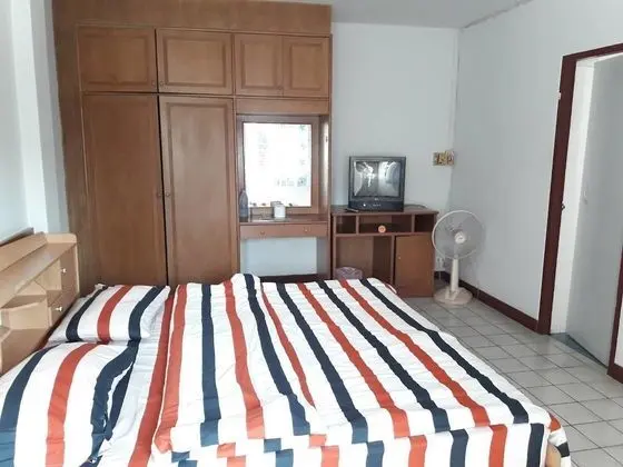 Standard Fan Room