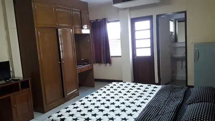 Standard Fan Room