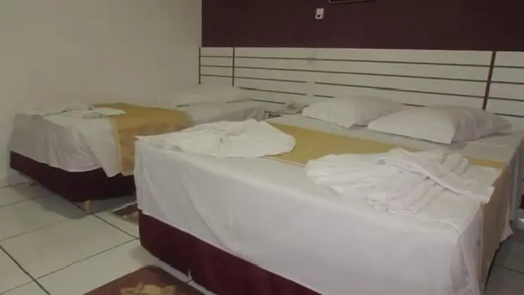 İki Ayrı Yataklı Oda, Sigara İçilmez