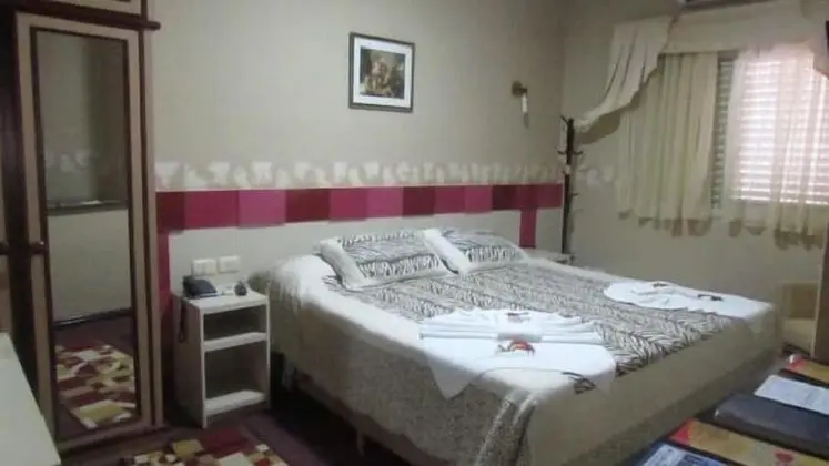 Tek Kişilik Oda, Sigara İçilmez