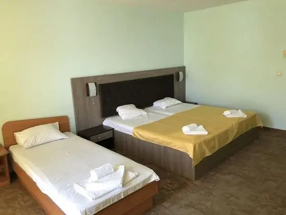 Economy Tek Büyük veya İki Ayrı Yataklı Oda, Sigara İçilmez, Balkon