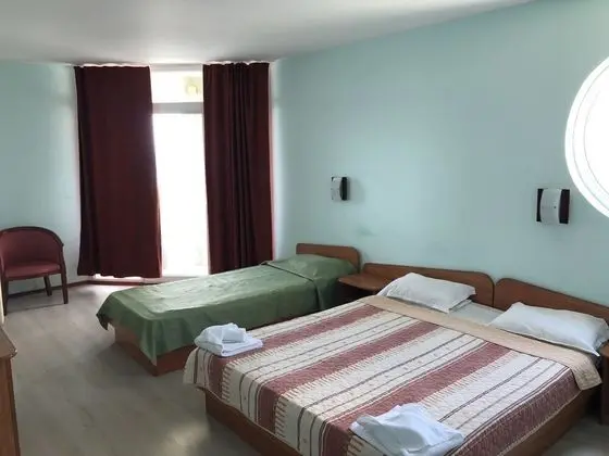 Economy Tek Büyük veya İki Ayrı Yataklı Oda, Sigara İçilmez, Balkon