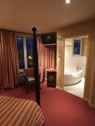 Premium Tek Büyük Yataklı Oda