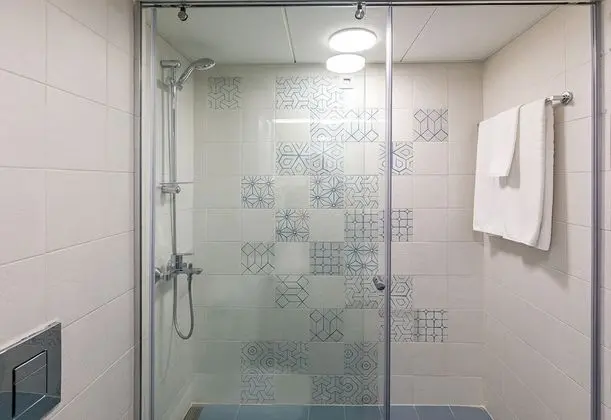 Deluxe Tek Büyük veya İki Ayrı Yataklı Oda