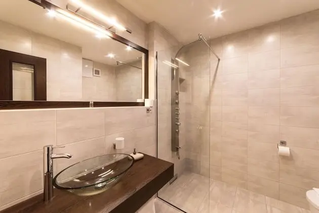 Design Tek Büyük veya İki Ayrı Yataklı Oda