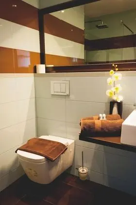 Design Tek Büyük veya İki Ayrı Yataklı Oda